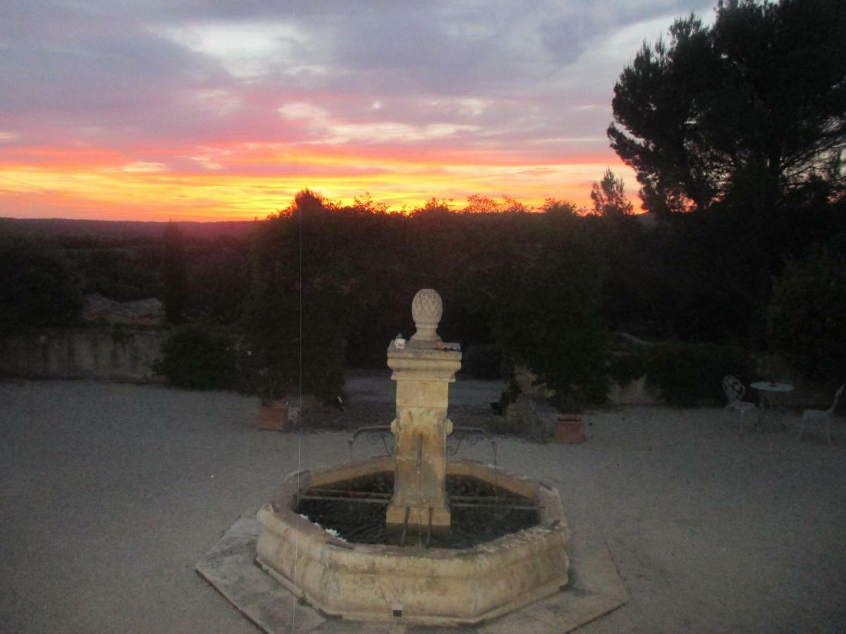 Bacchus En Luberon Bed & Breakfast กอร์ด ภายนอก รูปภาพ