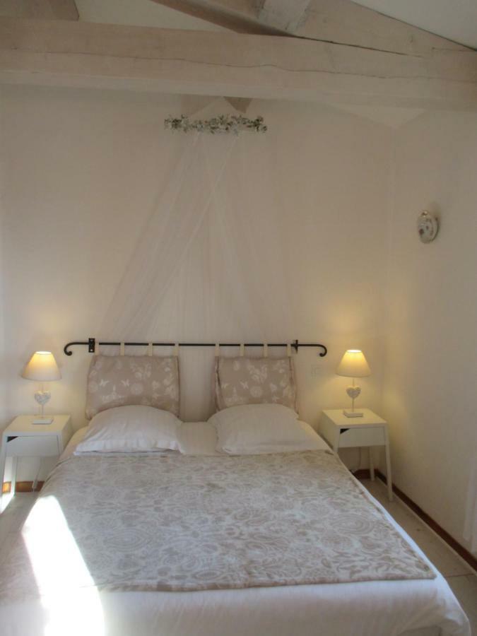 Bacchus En Luberon Bed & Breakfast กอร์ด ภายนอก รูปภาพ